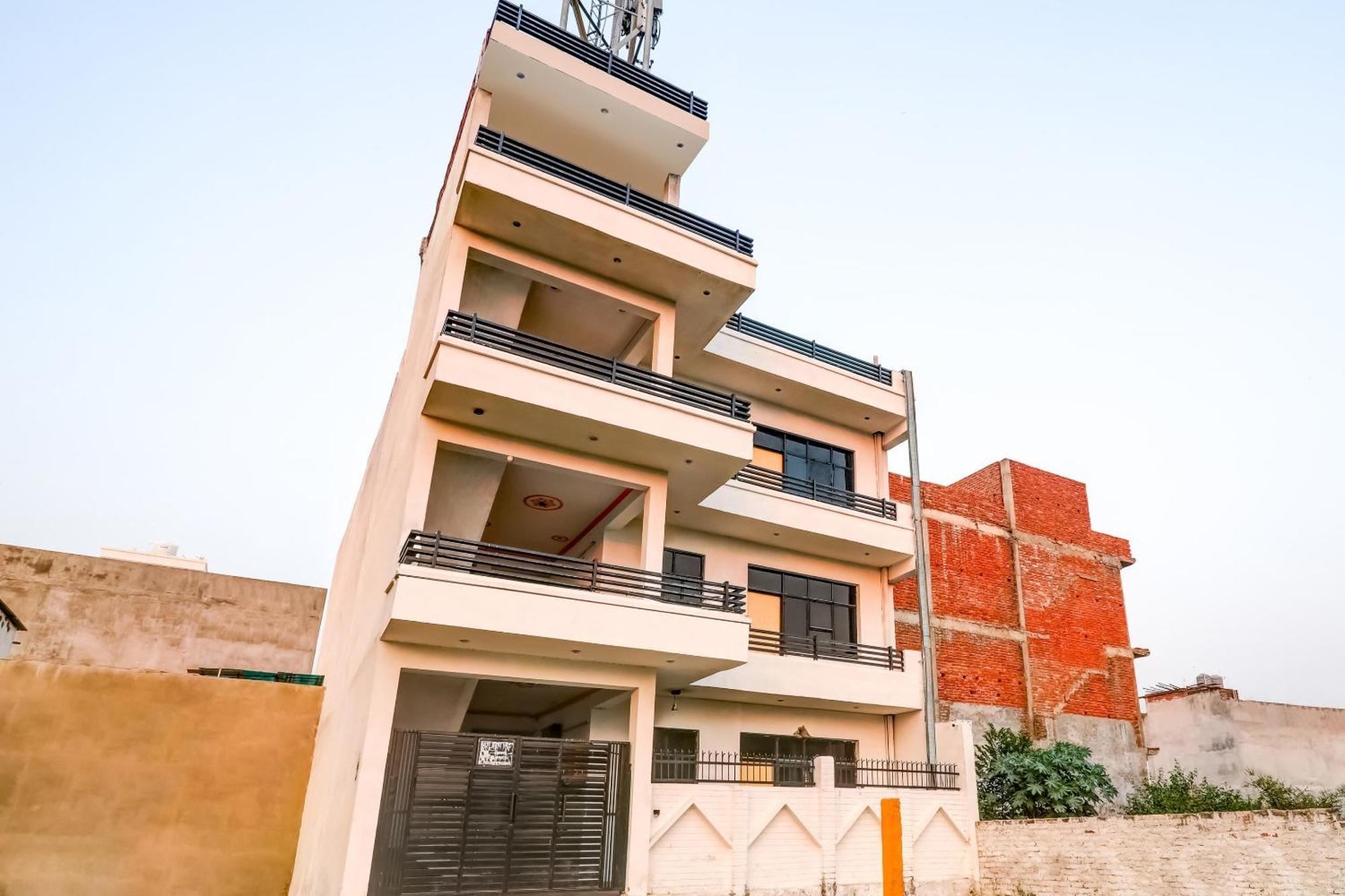 לקנאו Spot On Ganpati Palace מראה חיצוני תמונה